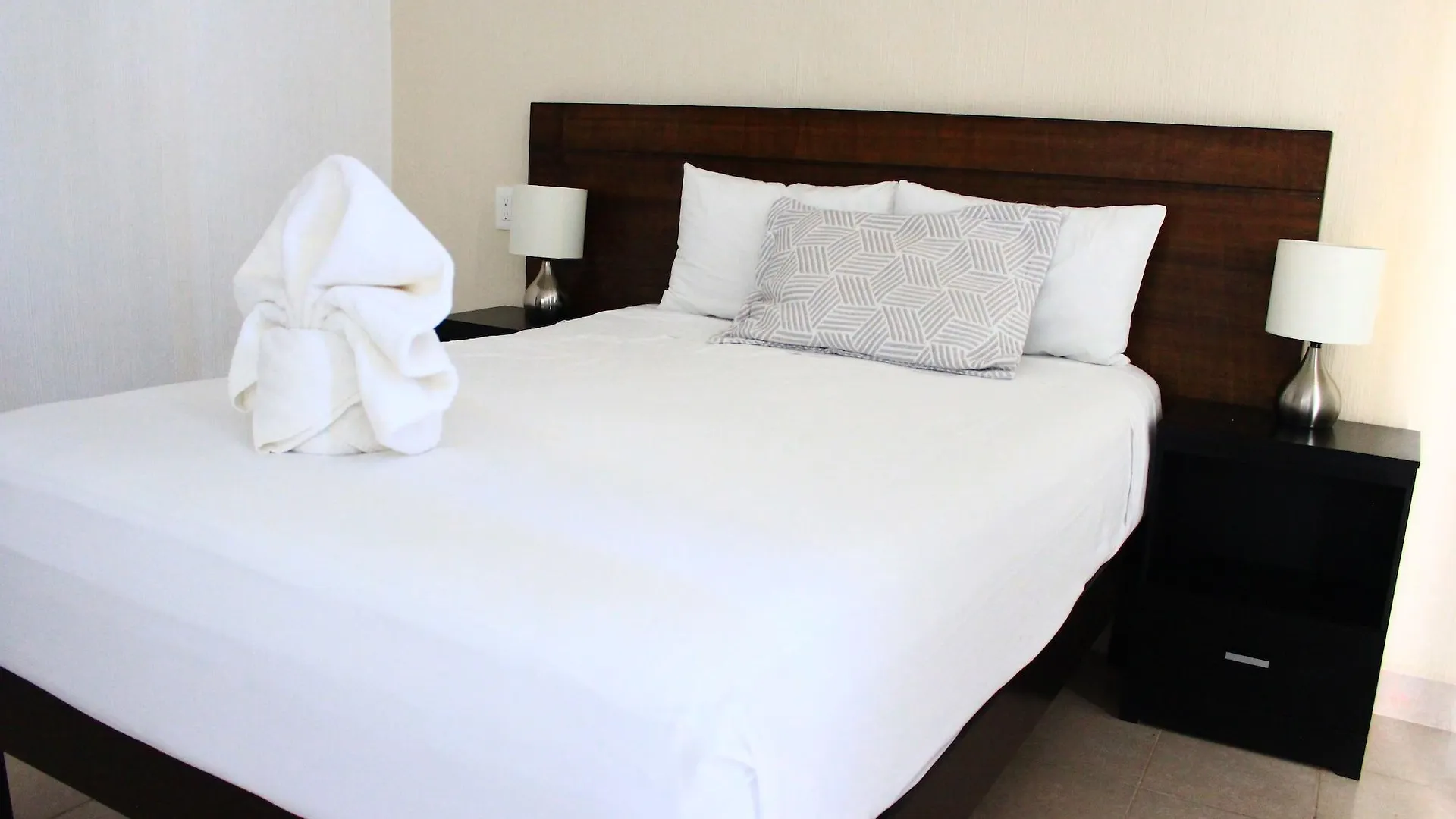 Hotel Shaddai Playa del Carmen 2*,  Mexico